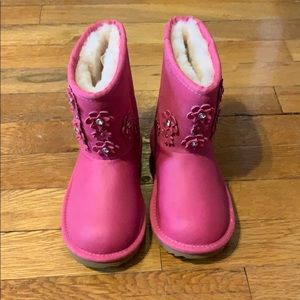 Toddler/little Girl size 11 pink UGGs. Never worn